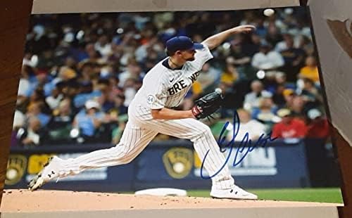 Ерик Лауер Милуоки Брюэрз ПОДПИСА Снимка С АВТОГРАФ 8x10 за бейзболен клуб MLB 1 - Снимки на MLB с автограф