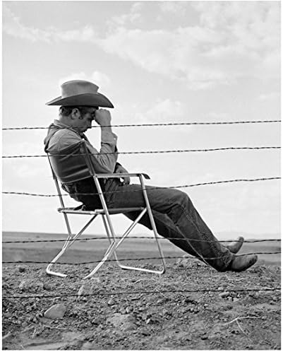 Джеймс Дийн, който Седи До оградата В Ковбойской шапка с Размери 8 х 10 инча Снимка
